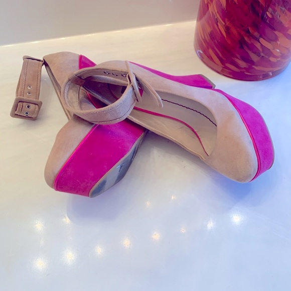 Dolce Vita Platforms - Picture 9 of 13